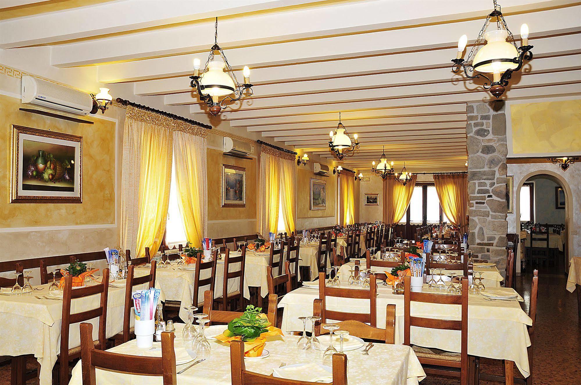 Locanda Al Pigno Сона Екстер'єр фото